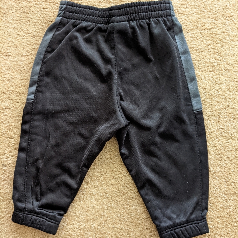 Nike Jogger Set - Picture 5 of 5